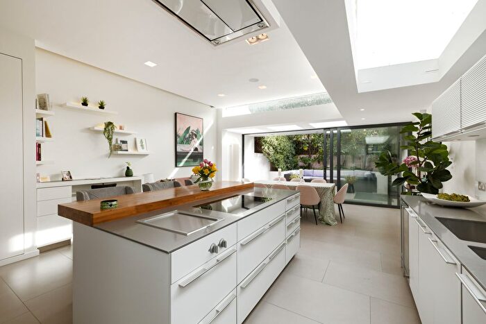 5 Bedroom Property For Sale In Bradbourne Street, Fulham, London, SW6