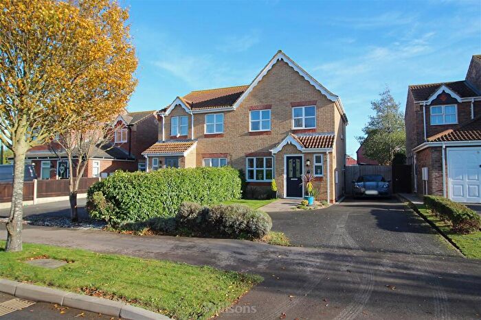 3 Bedroom Semi Detached House For Sale In Merrills Way, Ingoldmells, PE25