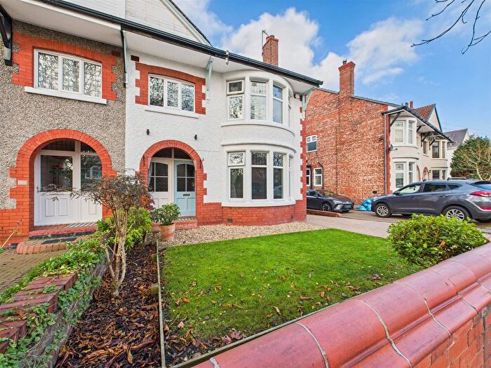 4 Bedroom Semi-Detached House For Sale In Broadway Avenue, Wallasey, CH45