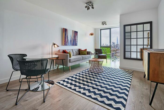 1 Bedroom Flat To Rent In Ginger Line Building, The Highway, E1W