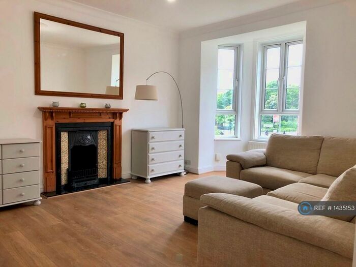 4 Bedroom Flat To Rent In Felbridge House, London, SE22