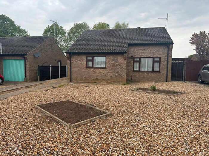 3 Bedroom Detached Bungalow To Rent In Gallow Drive, Downham Market, PE38