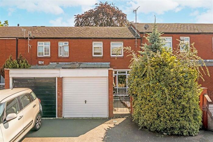 3 Bedroom Terraced House For Sale In Lucorn Close, Lee, SE12