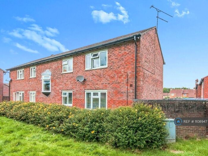 1 Bedroom Flat To Rent In Hyperion Court, Bewbush, Crawley, RH11