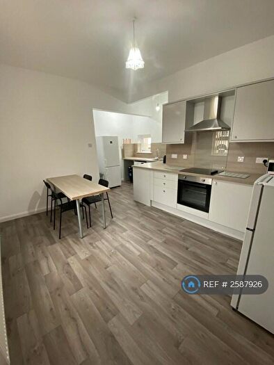4 Bedroom Flat To Rent In Filey Street, Sheffield, S10