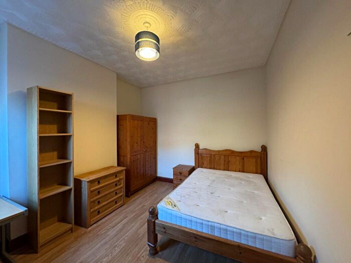 7 Bedroom Semi-Detached House To Rent In Seely Road, Nottingham, Nottinghamshire, NG7