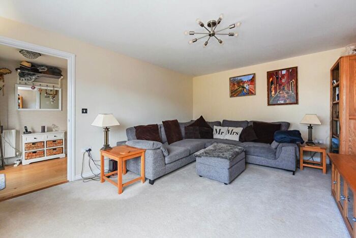 5 Bedroom Detached House For Sale In Canada Way, Liphook, Hampshire, GU30