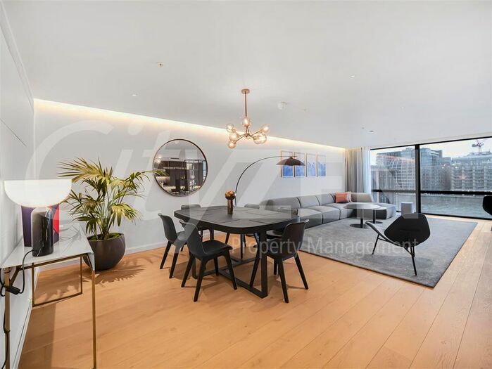 3 Bedroom Flat To Rent In Upper Thames Street, London, EC4V