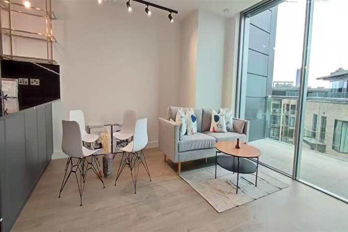 2 Bedroom Flat To Rent In Valencia Tower, Bollinder Place, EC1V