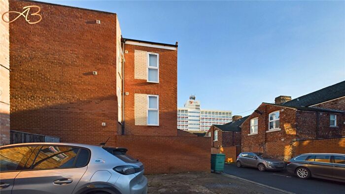 15 Bedroom Terraced House For Sale In Borough Road, Middlesbrough, TS1