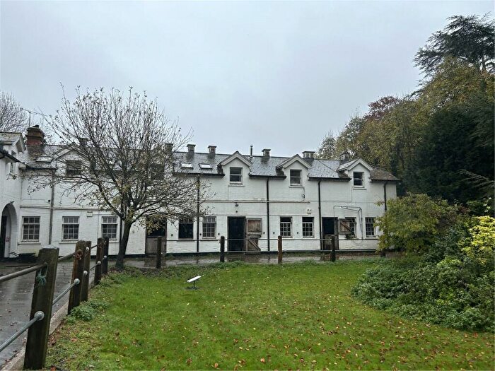 3 Bedroom Apartment To Rent In Druids Lodge, Salisbury, Wiltshire, SP3