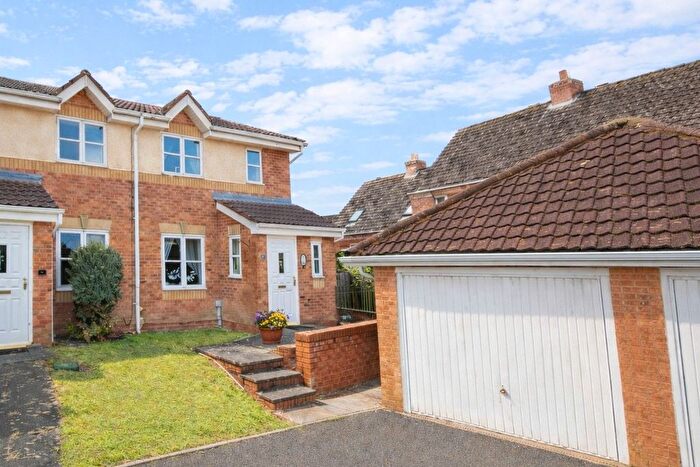 2 Bedroom Semi Detached House For Sale In Churchward Drive, Telford, TF3