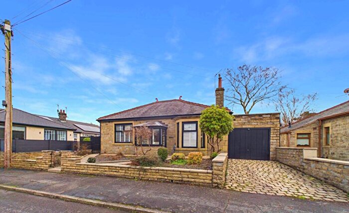 3 Bedroom Detached Bungalow For Sale In Rawsthorne Avenue, Haslingden, Rossendale, Lancashire, BB4