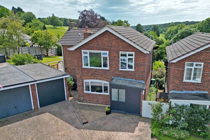 3 Bedroom Detached House For Sale In Hazlemere View, Hazlemere, HP15