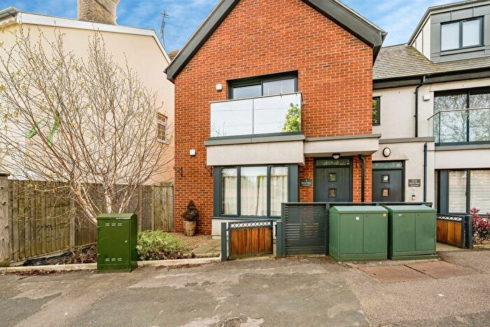 1 Bedroom Flat For Sale In Minniecroft Road, Burnham, Slough, SL1