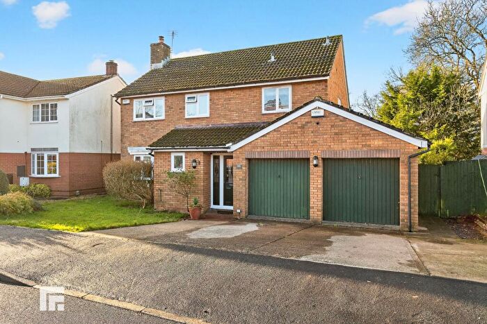 4 Bedroom Detached House For Sale In Denison Way, Cardiff, CF5