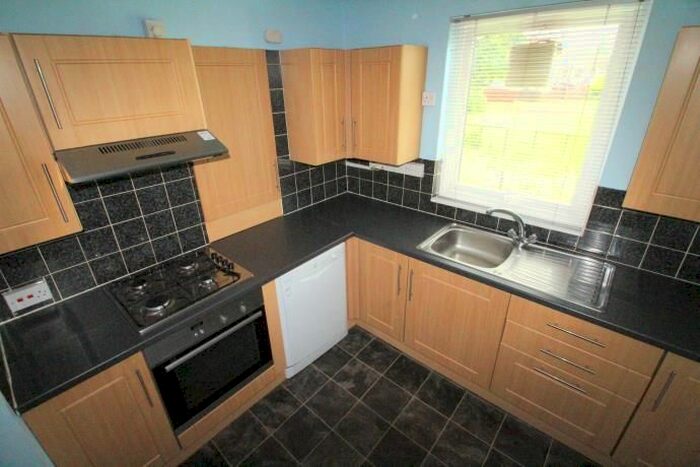 2 Bedroom Flat To Rent In Burnbrae Crescent, Aberdeen, AB16