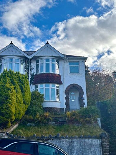 3 Bedroom Semi Detached House To Rent In Clydach, SA6