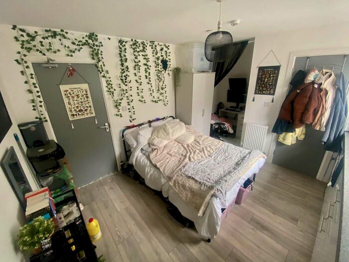 1 Bedroom Flat To Rent In Off Hawthorne Avenue, Uplands, Swansea, SA2