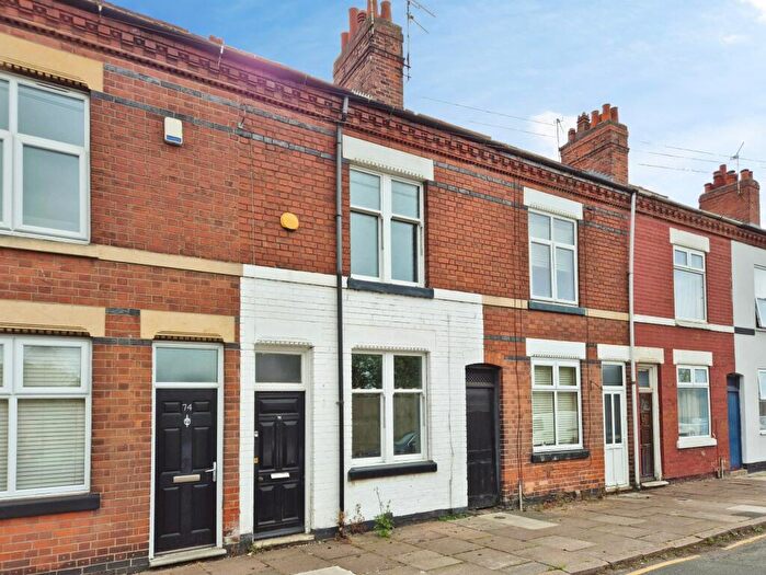 2 Bedroom Terraced House For Sale In Boundary Road, Aylestone, Leicester, LE2