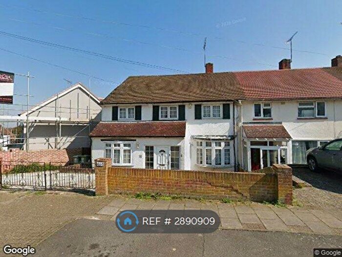 4 Bedroom End Of Terrace House To Rent In Ringshall Road, Orpington, BR5