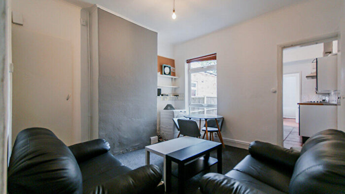 5 Bedroom Terraced House To Rent In George Road, Selly Oak, Birmingham, B29