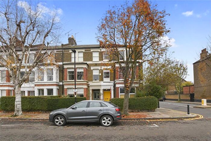 2 Bedroom Flat To Rent In Campdale Road, Tufnell Park, N7