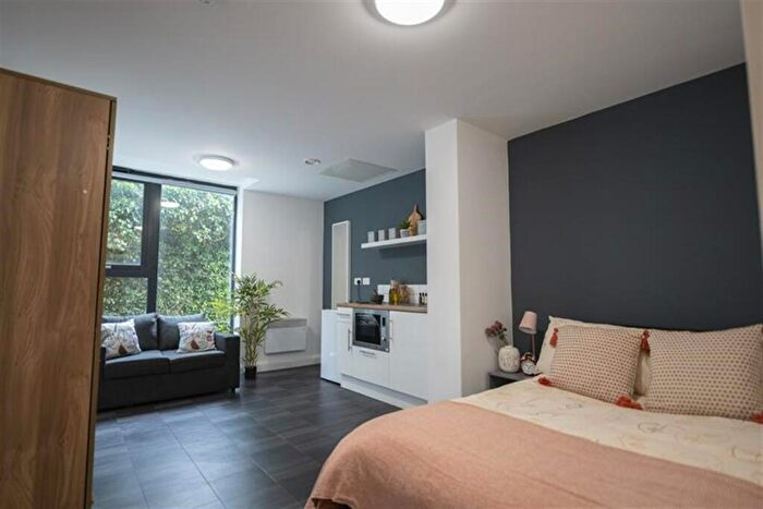 Studio To Rent In Edge Lane, Liverpool, L7