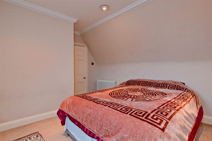 2 Bedroom Apartment To Rent In Dalzell House, Motherwell, ML1