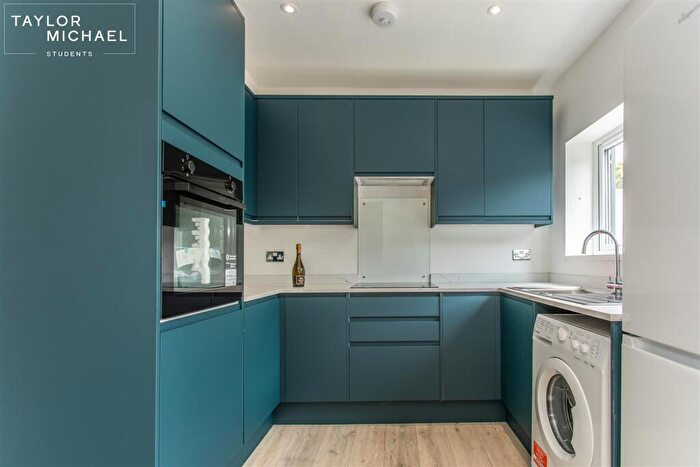 4 Bedroom Terraced House To Rent In Buller Road, Brighton, BN2