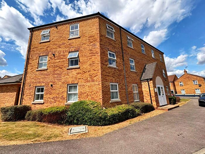 2 Bedroom Apartment To Rent In Howards Way, Northampton, NN3