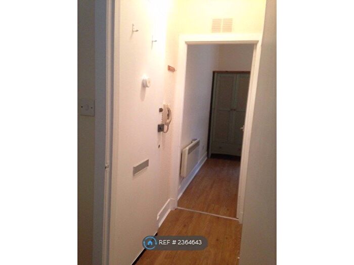 1 Bedroom Flat To Rent In Whtehall Place, Aberdeen, AB25