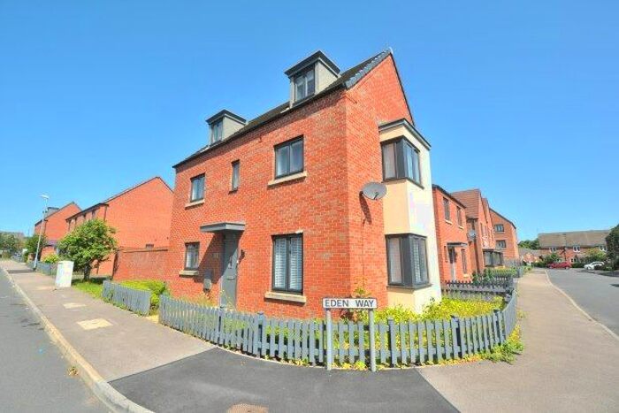 4 Bedroom Property To Rent In Eden Way, Northampton, NN5