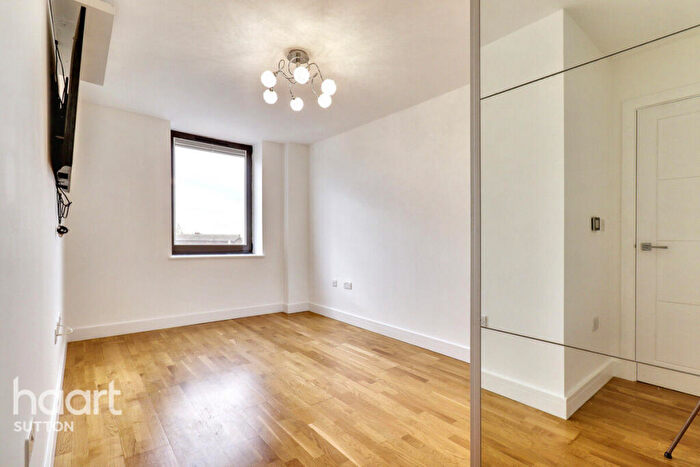 2 Bedroom Apartment To Rent In Carshalton Road, Sutton, SM1