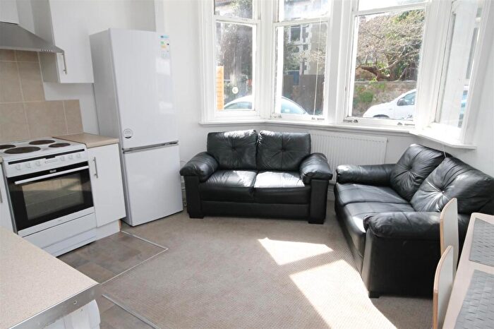 2 Bedroom Flat To Rent In Chandos Road, Bristol, BS6