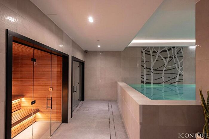 2 Bedroom Flat For Sale In Exchange Gardens, London, SW8