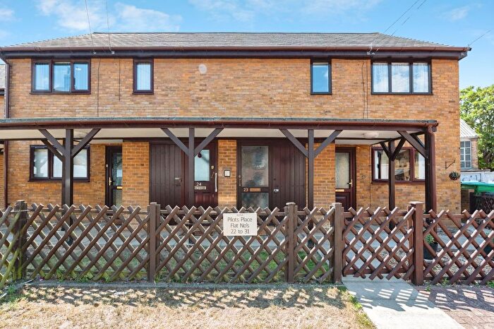 1 Bedroom Property For Sale In Pilots Place, Gravesend, Kent, From: Sally Peck, DA12