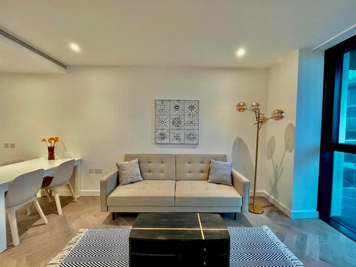 1 Bedroom Flat To Rent In Gauging Square, London, E1W