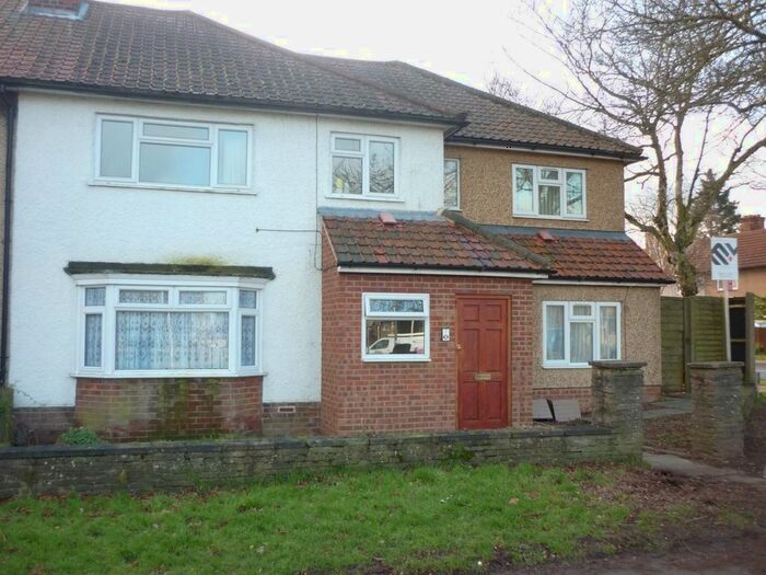 1 Bedroom Property To Rent In The Harebreaks, Watford, WD24