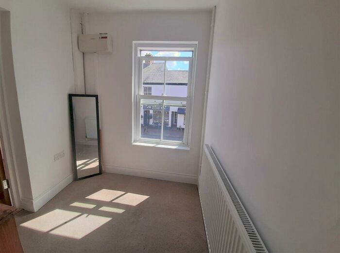 Studio To Rent In High Street, Kibworth Beauchamp, LE8