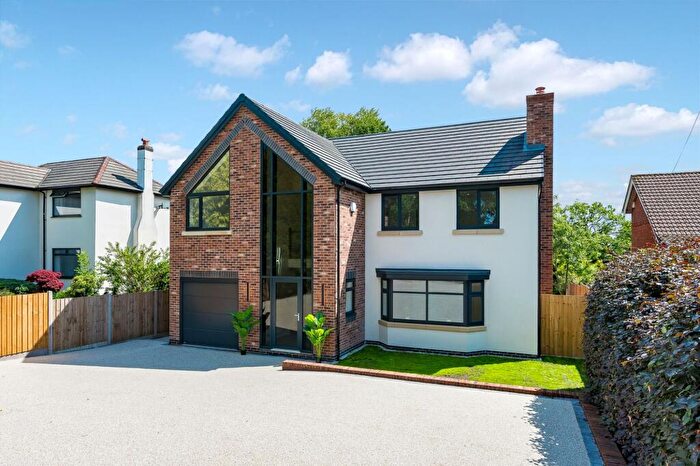 5 Bedroom Detached House For Sale In Starling Road, Radcliffe, M26