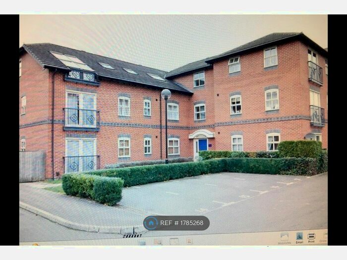 2 Bedroom Flat To Rent In Holly Lodge, Nottingham, NG2