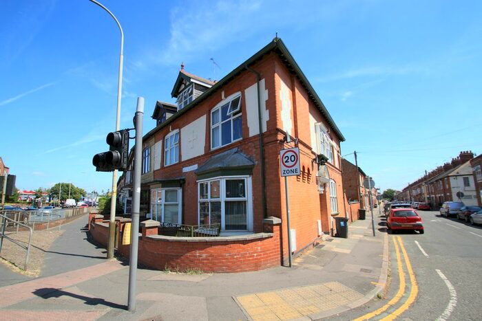 3 Bedroom Terraced House To Rent In Paget Road, Leicester, LE3