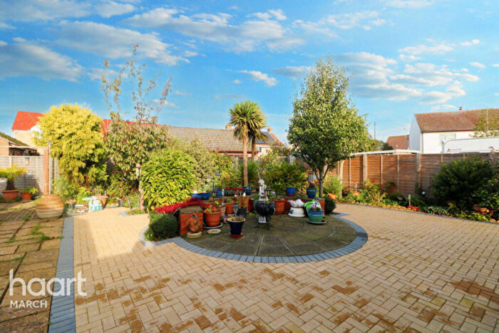 2 Bedroom Bungalow For Sale In Angoods Lane, Chatteris, PE16