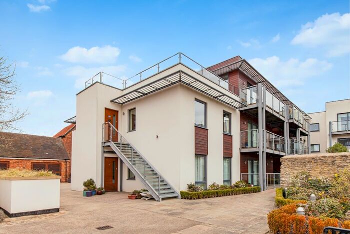 1 Bedroom Flat To Rent In The Old Gaol, Abingdon, OX14