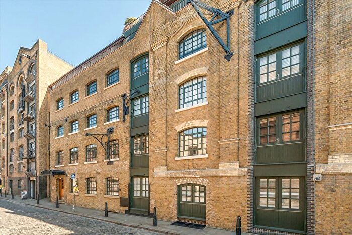 2 Bedroom Flat To Rent In Wapping Wall, London, E1W