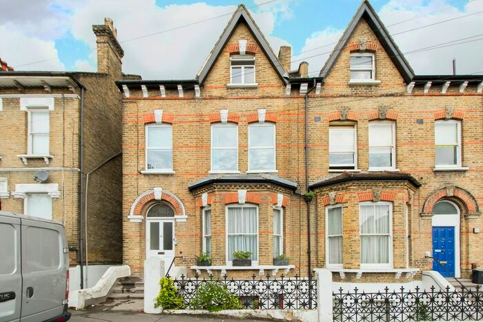 1 Bedroom Flat To Rent In Waldegrave Road, Upper Norwood, London SE19