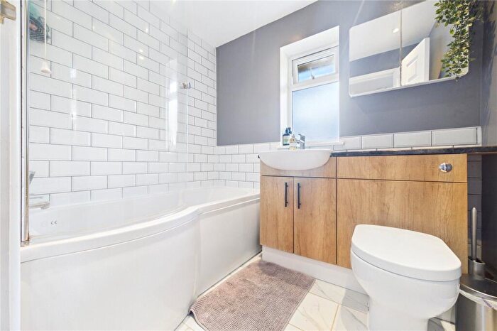 2 Bedroom Semi Detached House For Sale In Reading Road, Burghfield Common, Reading, Berkshire, RG7