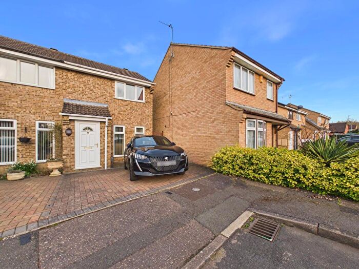 1 Bedroom End Of Terrace House For Sale In Squires Gate, Peterborough, PE4