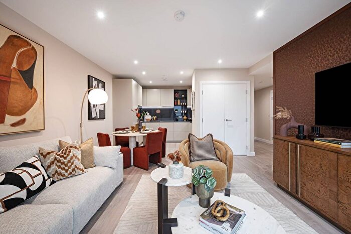 1 Bedroom Flat For Sale In Woodberry Down, Finsbury Park, N4